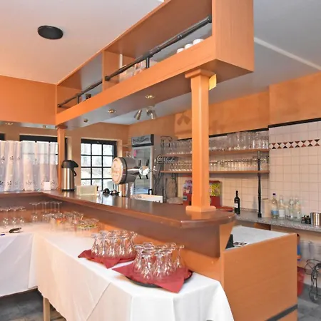 Lovely Mansion In Lehesten Thur Wald With Barbecue Nyaraló *